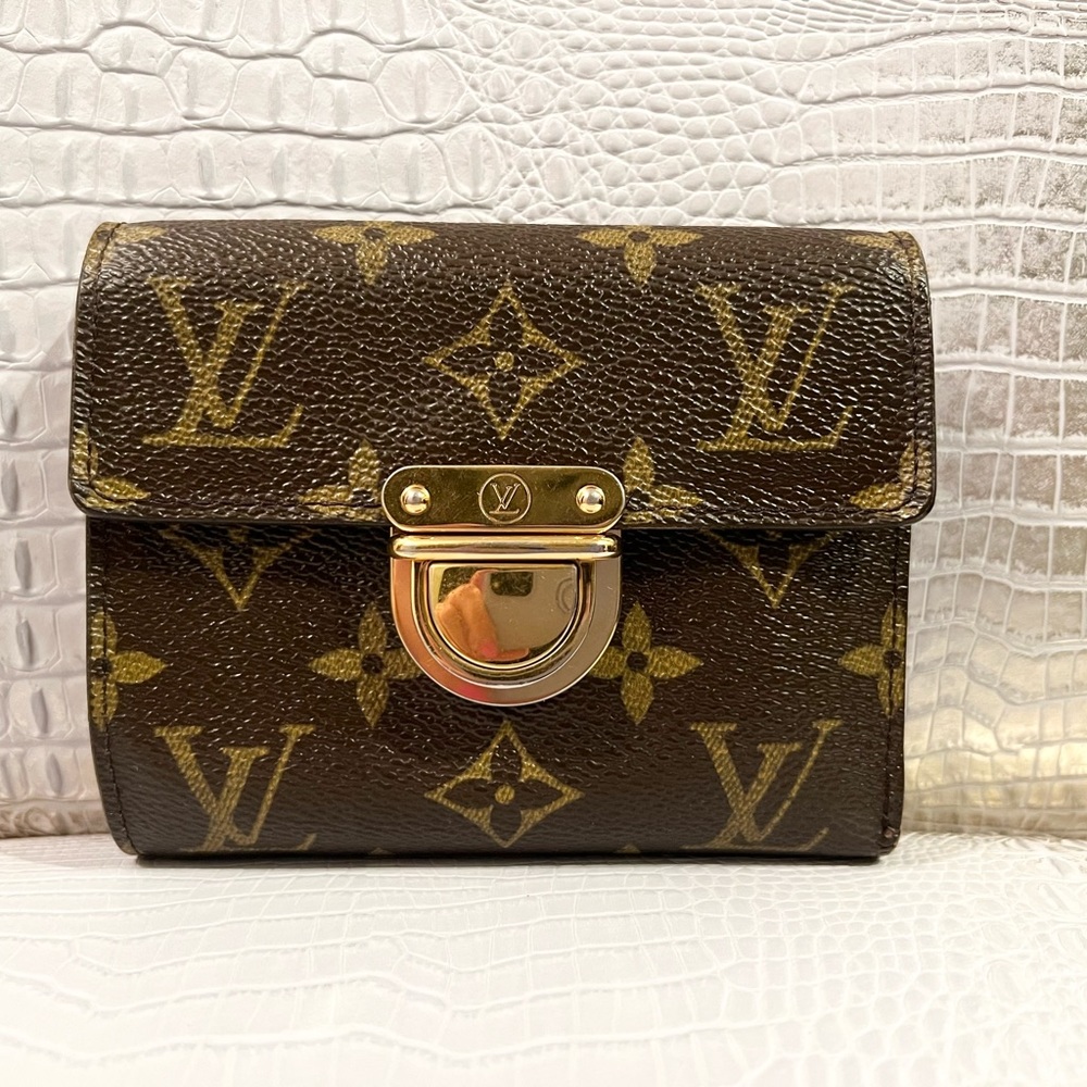 Louis Vuitton tri-fold wallet/ AUTHENTIC /great condition